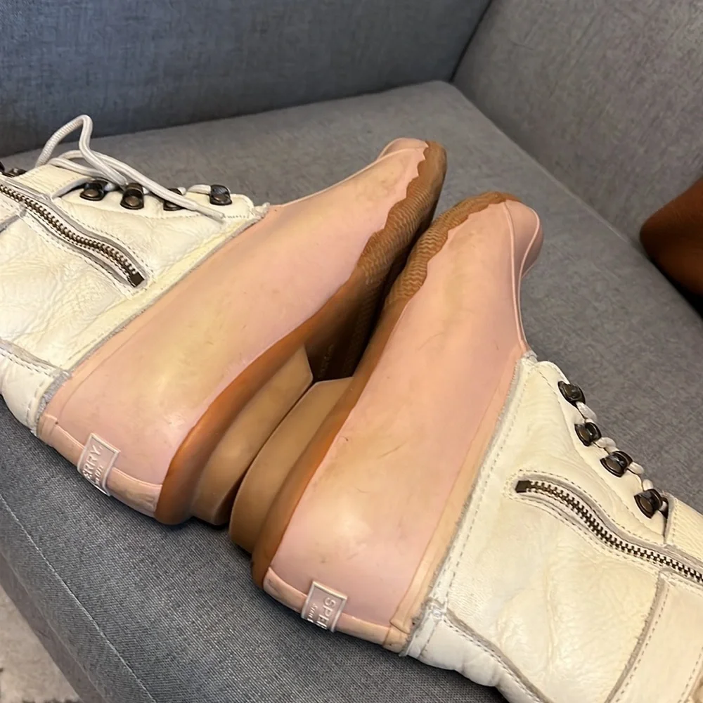 Sperry light blush